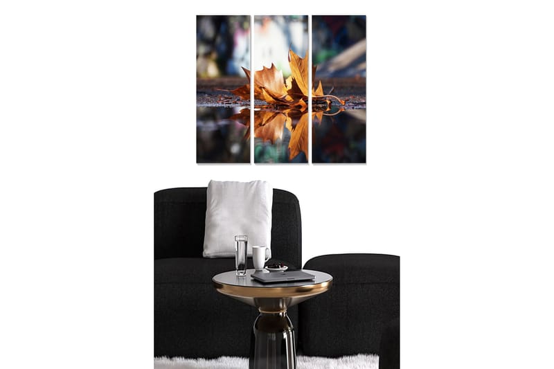 Canvastavla i trä 3-delar 50x70 cm - Höstlöv som flyter på vattenytan - Guld / Brun / Blå - Inredning - Tavlor & konst - Canvastavlor