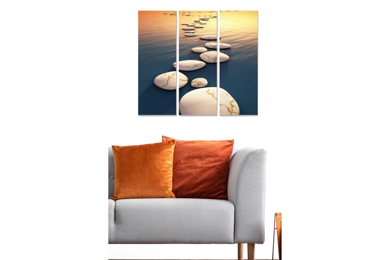 Canvastavla i trä 3-delar 50x70 cm - Stenlagd väg över spegelblanka vattenytor - Vit / Blå / Guld - Inredning - Tavlor & konst - Canvastavlor