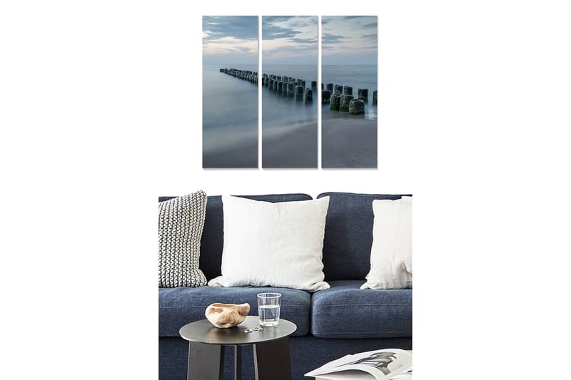 Canvastavla i trä 3-delar 50x70 cm - Stillhet vid havet med en rad av pålar i vattnet - Blå / Grå / Grön - Inredning - Tavlor & konst - Canvastavlor