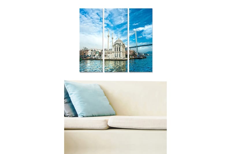 Canvastavla i trä 3-delar 50x70 cm - Vacker vy av en moské vid vattnet med en bro i bakgrunden, Blå / Vit / Grå