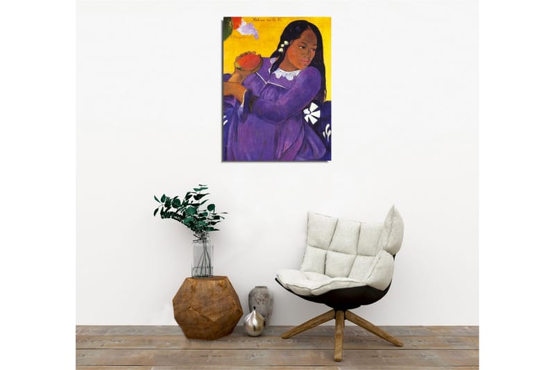 Canvastavla - Kvinna i lila klänning som håller en frukt - Lila / Gul / Vit - Inredning - Tavlor & konst - Canvastavlor
