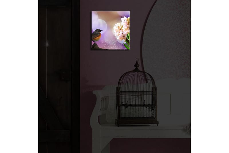 Canvastavla med LED-belysning 28x28 cm - Fågel på en gren med blommor i fokus - Rosa / Grön / Lila - Inredning - Tavlor & konst - Canvastavlor