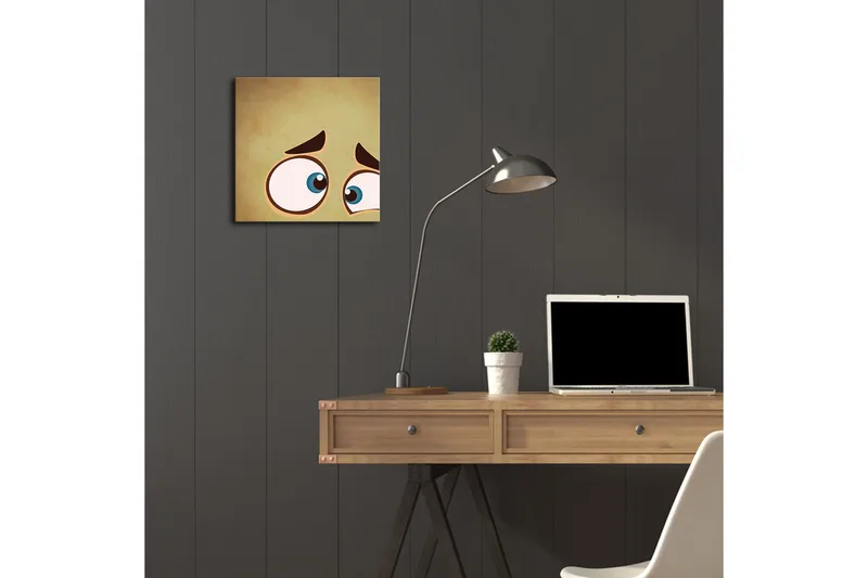 Canvastavla med LED-belysning 28x28 cm - Uttrycksfullt ansikte med stora ögon och en bekymrad min - Beige / Blå / Brun - Inredning - Tavlor & konst - Canvastavlor