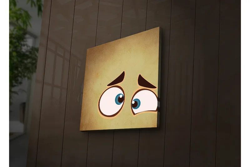 Canvastavla med LED-belysning 28x28 cm - Uttrycksfullt ansikte med stora ögon och en bekymrad min - Beige / Blå / Brun - Inredning - Tavlor & konst - Canvastavlor