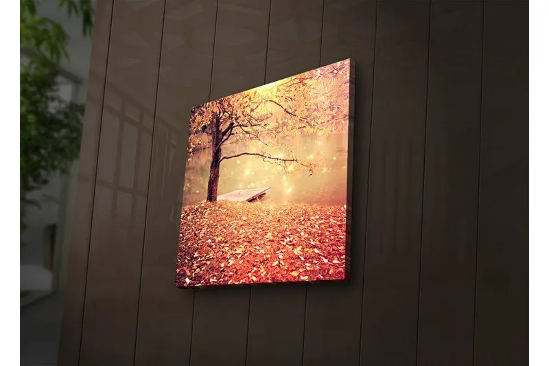 Canvastavla med LED-belysning 28x28 cm - Vacker höstscen med ett träd och en båt vid en spegelblanka sjö, Orange / Guld / Brun