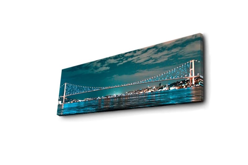 Canvastavla med LED-belysning 30x90 cm - Bro över en stilla vattenyta med stadsljus i bakgrunden - Mörkblå / Turkos / Ljusgrön - Inredning - Tavlor & konst - Canvastavlor