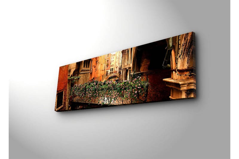 Canvastavla med LED-belysning 30x90 cm - Charmig balkong med blommor i en venetiansk gränd - Terrakotta / Grön / Rosa - Inredning - Tavlor & konst - Canvastavlor