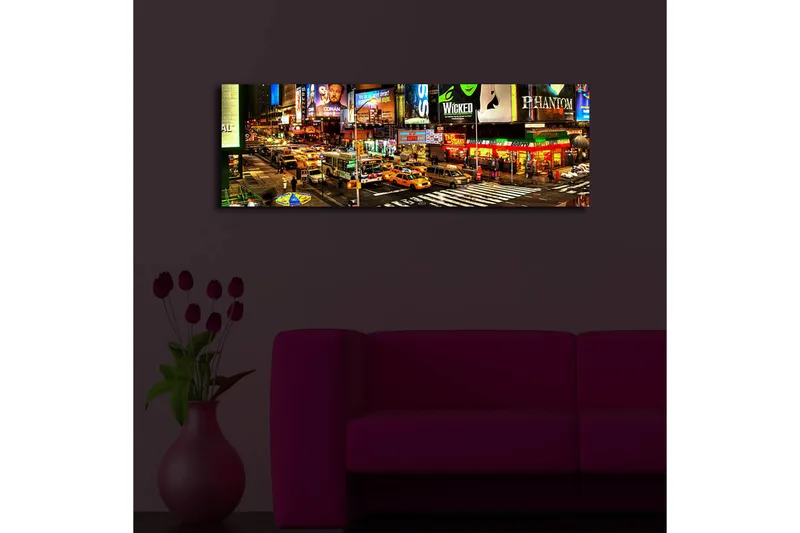 Canvastavla med LED-belysning 30x90 cm - Livlig stadsbild av Times Square med neonskyltar och trafik - Gul / Grön / Röd - Inredning - Tavlor & konst - Canvastavlor