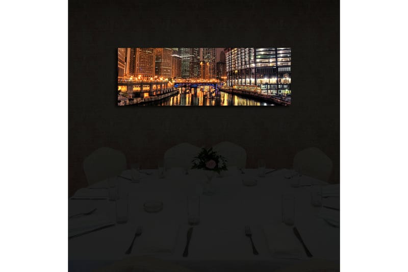 Canvastavla med LED-belysning 30x90 cm - Nattlig stadsbild med reflektioner i vattnet - Guld / Blå / Svart - Inredning - Tavlor & konst - Canvastavlor