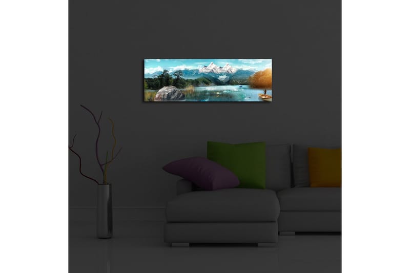 Canvastavla med LED-belysning 30x90 cm - Storslagen fjällandskap med en fiskare i en båt på en spegelblanka sjö - Blå / Grön / Vit - Inredning - Tavlor & konst - Canvastavlor