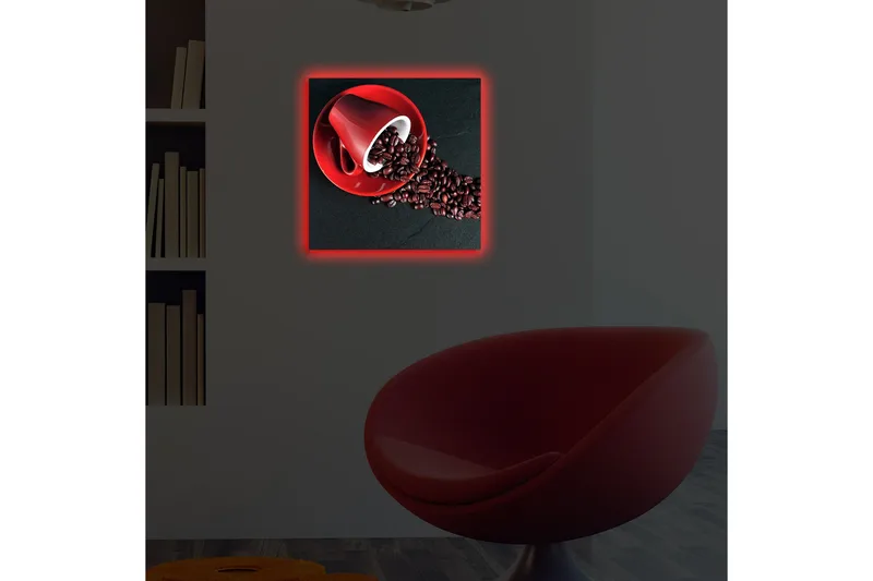 Canvastavla med LED-belysning 40x40 cm - Röd kaffekopp med kaffebönor som sprider sig över en mörk yta - Röd / Svart / Brun - Inredning - Tavlor & konst - Canvastavlor