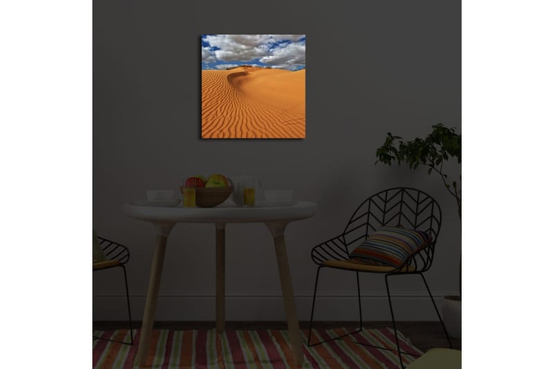 Canvastavla med LED-belysning 40x40 cm - Sanddyner under en blå himmel med moln - Orange / Blå / Vit - Inredning - Tavlor & konst - Canvastavlor