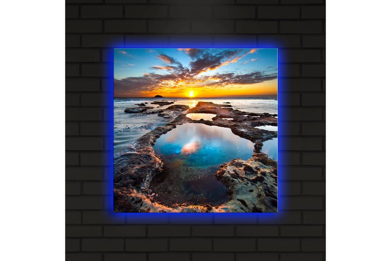 Canvastavla med LED-belysning 40x40 cm - Vacker solnedgång över klippiga kuster med reflektioner i vattnet - Blå / Orange / Turkos - Inredning - Tavlor & konst - Canvastavlor