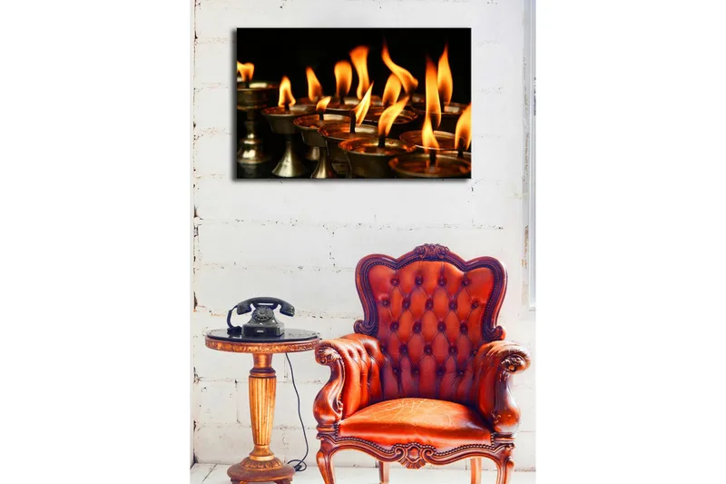 Canvastavla med LED-belysning 45x70 cm - Flammor från oljelampor som sprider värme och ljus - Orange / Guld / Svart - Inredning - Tavlor & konst - Canvastavlor