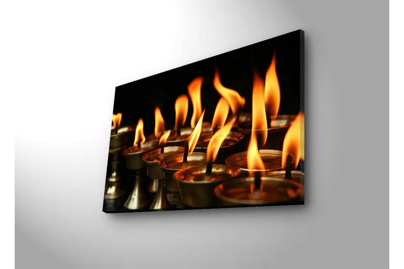 Canvastavla med LED-belysning 45x70 cm - Flammor från oljelampor som sprider värme och ljus - Orange / Guld / Svart - Inredning - Tavlor & konst - Canvastavlor