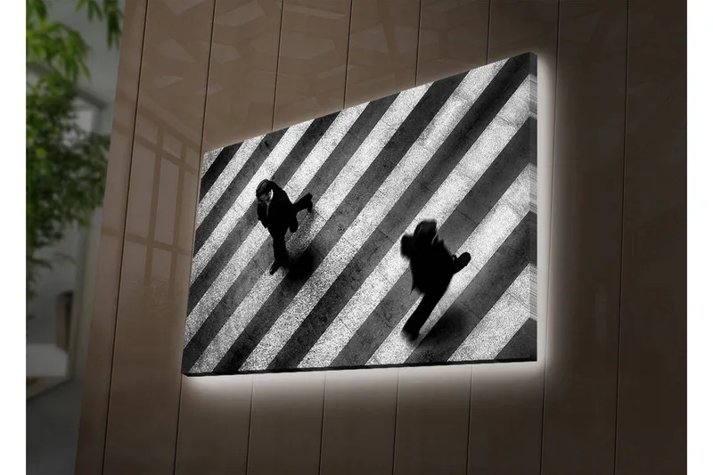 Canvastavla med LED-belysning 45x70 cm - Svartvita silhuetter av människor som går över ett övergångsställe - Svart / Vitt - Inredning - Tavlor & konst - Canvastavlor