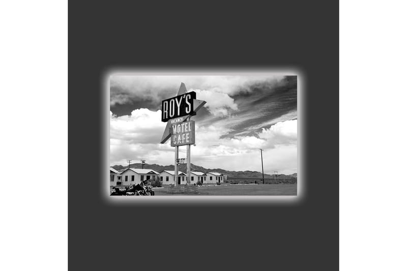 Canvastavla med LED-belysning - Nostalgisk skylt från ett motell i en ökenlandskap - Svart / Vitt / Grått - Inredning - Tavlor & konst - Canvastavlor