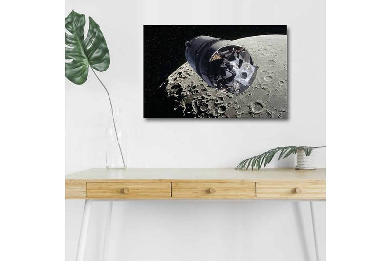 Canvastavla med LED-belysning - Rymdfarkost i omloppsbana runt månen - Grå / Svart / Silver - Inredning - Tavlor & konst - Canvastavlor