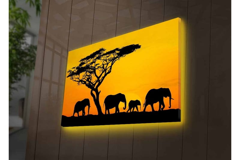 Canvastavla med LED-belysning - Silhuetter av elefanter under en solnedgång med ett träd i bakgrunden - Svart / Orange / Gul - Inredning - Tavlor & konst - Canvastavlor