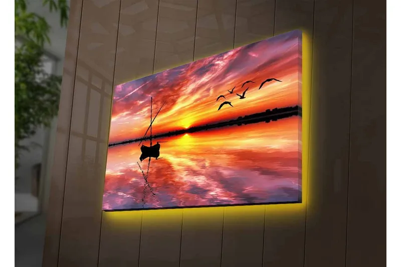 Canvastavla med LED-belysning - Solnedgång över stilla vatten med en båt och flygande fåglar - Orange / Lila / Blå - Inredning - Tavlor & konst - Canvastavlor