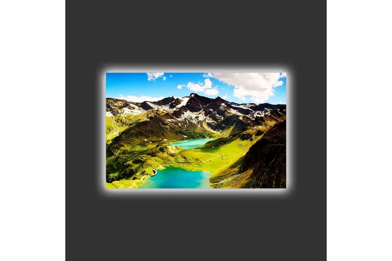 Canvastavla med LED-belysning - Storslagen bergslandskap med glittrande sjöar och gröna ängar - Grön / Blå / Vit - Inredning - Tavlor & konst - Canvastavlor