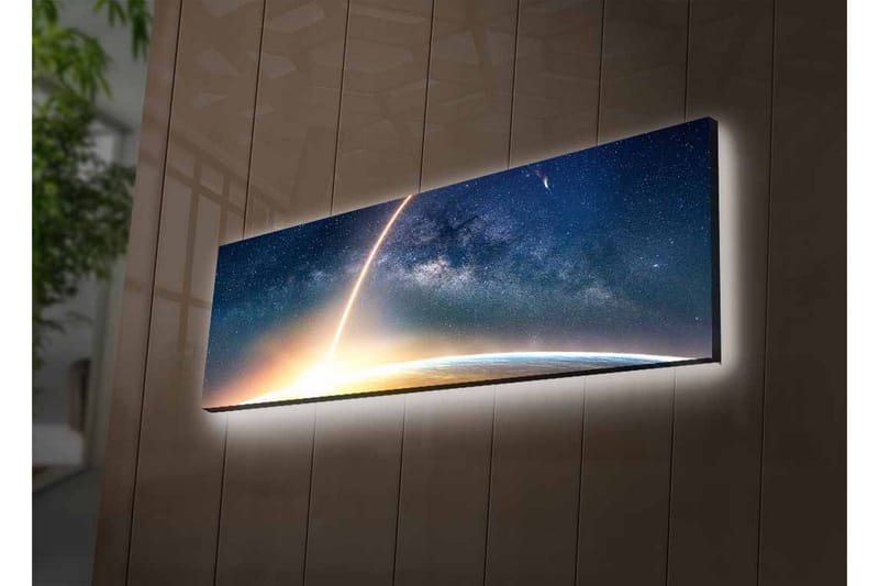 Canvastavla med LED-belysning - Storslagen vy av jorden med en stjärnklar himmel och en ljus stråle som sträcker sig mot rymden - Mörkblå / Ljusorange / Vit - Inredning - Tavlor & konst - Canvastavlor