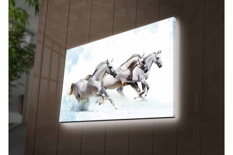 Canvastavla med LED-belysning - Tre vita hästar som galopperar genom snölandskap - Vit / Ljusgrå / Blå - Inredning - Tavlor & konst - Canvastavlor