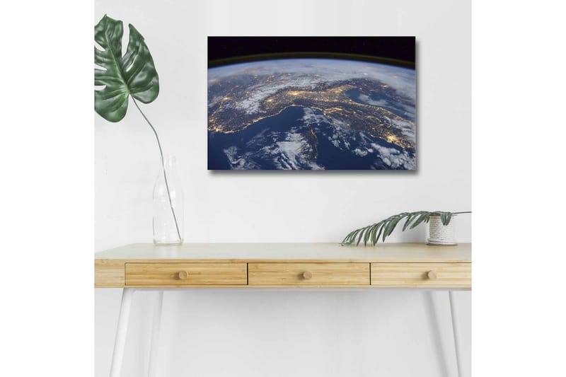 Canvastavla med LED-belysning - Utsikt över jorden med städer belysta i natten - Mörkblå / Vit / Gul - Inredning - Tavlor & konst - Canvastavlor