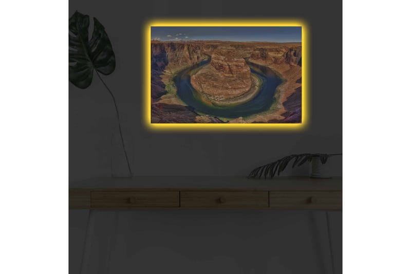 Canvastavla med LED-belysning - Vacker vy av en slingrande flod omgiven av dramatiska klippor - Röd / Grön / Blå - Inredning - Tavlor & konst - Canvastavlor