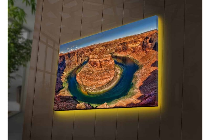 Canvastavla med LED-belysning - Vacker vy av en slingrande flod omgiven av dramatiska klippor - Röd / Grön / Blå - Inredning - Tavlor & konst - Canvastavlor