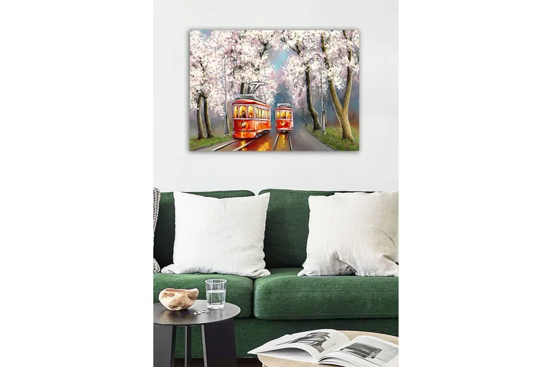 Canvastavla - Röda spårvagnar under blommande körsbärsträd - Röd / Rosa / Grön - Inredning - Tavlor & konst - Canvastavlor