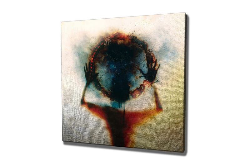 Canvastavla - Silhuett av en person som håller en cirkel av färg och ljus - Svart / Blå / Röd - Inredning - Tavlor & konst - Canvastavlor