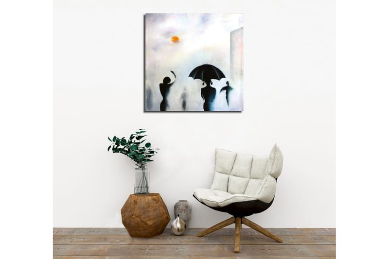 Canvastavla - Silhuetter av personer med paraplyer i en dimmig stadsmiljö - Svart / Grå / Orange - Inredning - Tavlor & konst - Canvastavlor