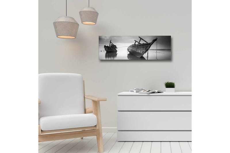 Canvastavla - Skeppsvrak i stilla vatten - Svart / Vitt / Grått - Inredning - Tavlor & konst - Canvastavlor