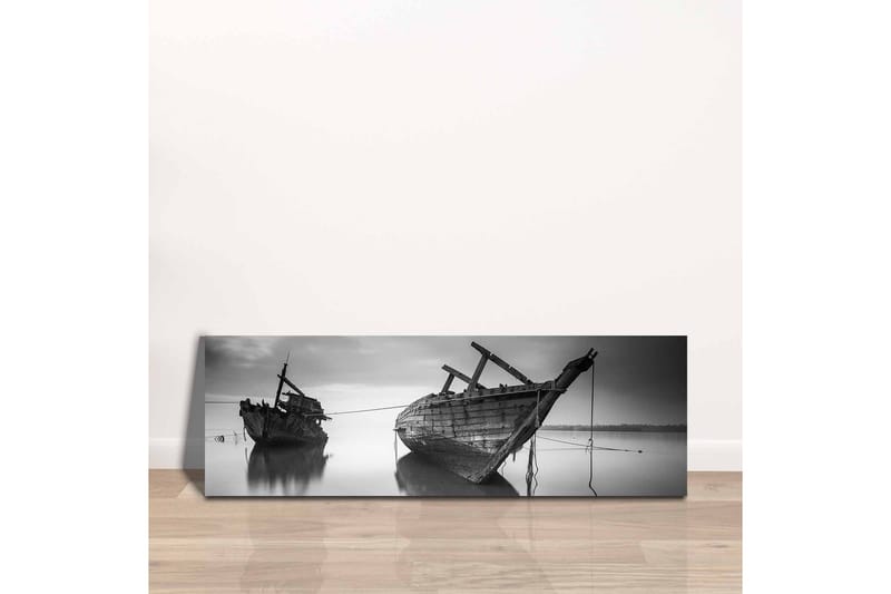 Canvastavla - Skeppsvrak i stilla vatten - Svart / Vitt / Grått - Inredning - Tavlor & konst - Canvastavlor