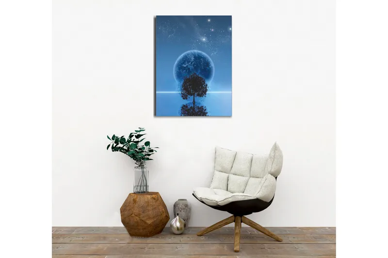 Canvastavla - Stjärnklar natt med en stor måne och silhouett av ett träd vid horisonten - Mörkblå / Svart / Ljusblå - Inredning - Tavlor & konst - Canvastavlor