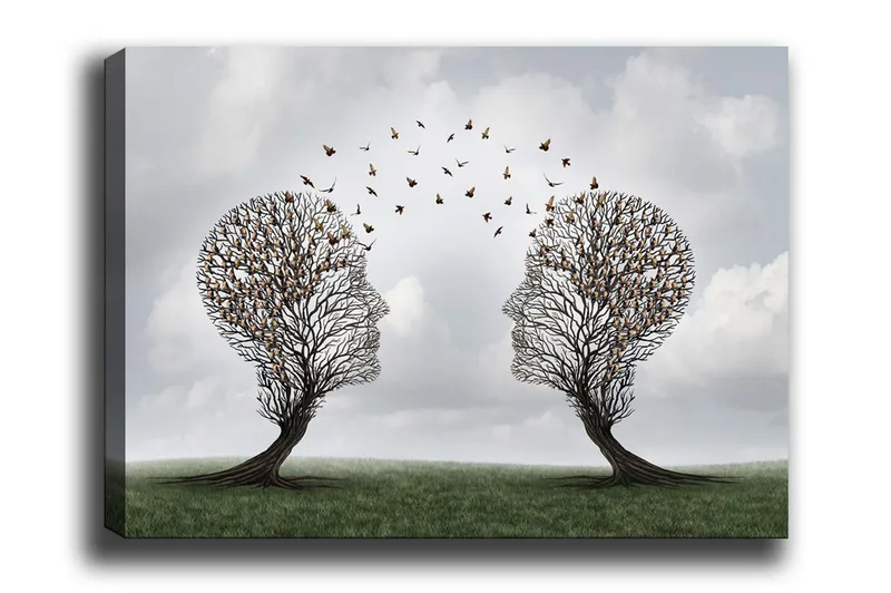 Canvastavla - Två träd formade som ansikten med fjärilar som svävar mellan dem, Brun / Grön / Grå