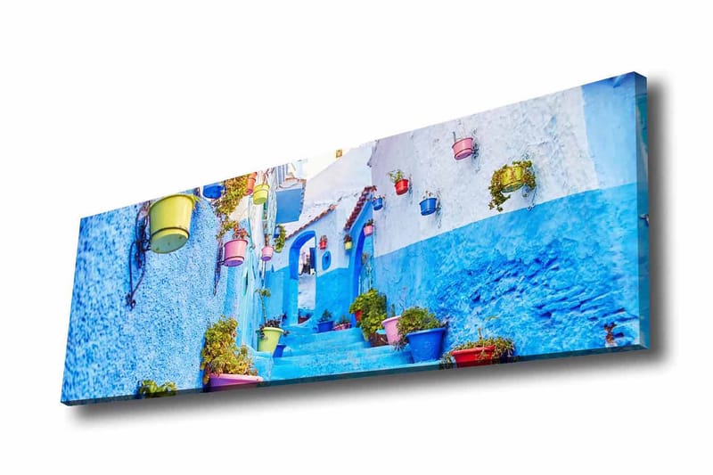 Canvastavla - Vacker gränd med blå väggar och färgglada blomkrukor, Blå / Vit / Gul