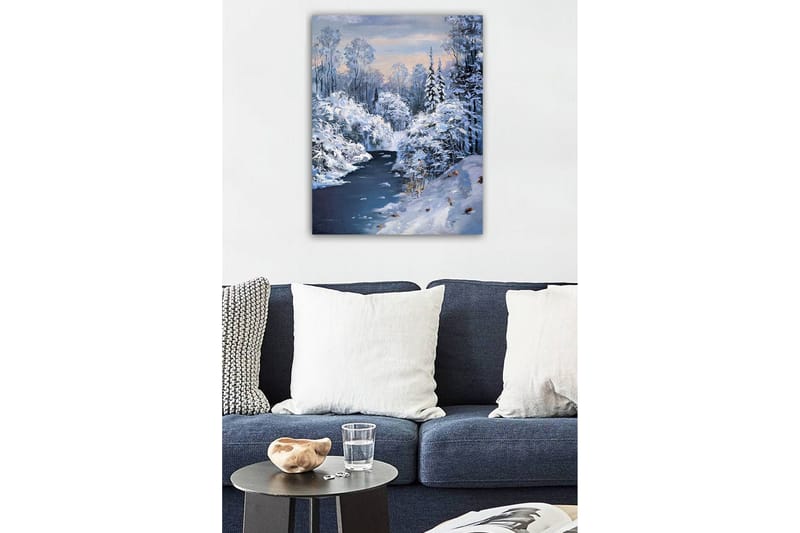 Canvastavla - Vinterlandskap med snöklädda träd och en frusen flod - Vit / Blå / Grå - Inredning - Tavlor & konst - Canvastavlor