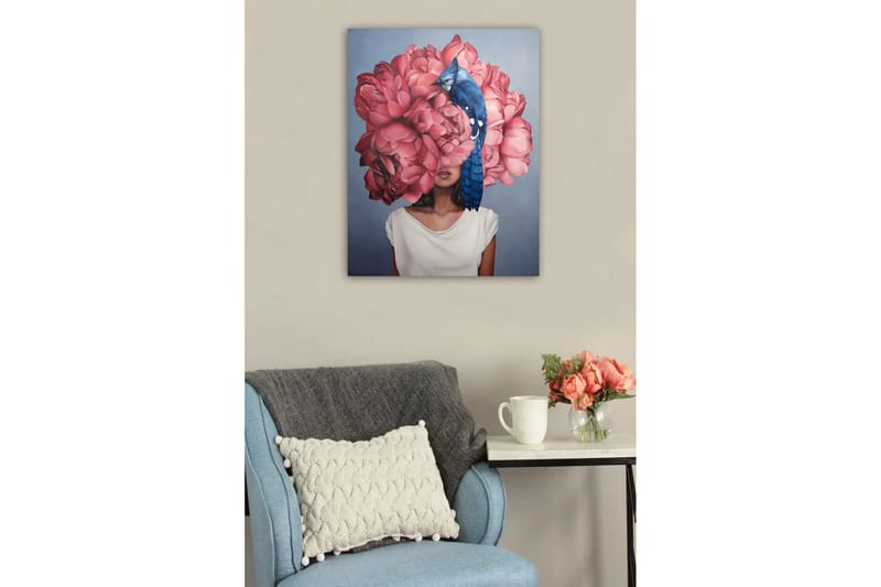 Canvastavla - Porträtt av en kvinna med en stor bukett av rosa blommor som huvud och en blå fågel sittande på blommorna - Rosa / Blå / Beige - Inredning - Tavlor & konst - Canvastavlor