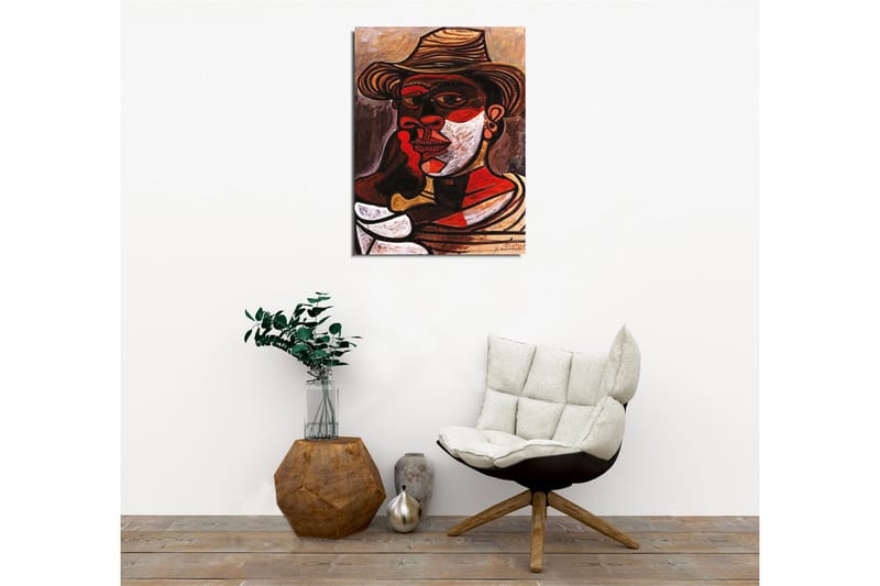 Canvastavla - Porträtt av en man med hatt och starka ansiktsdrag - Röd / Svart / Vit - Inredning - Tavlor & konst - Canvastavlor