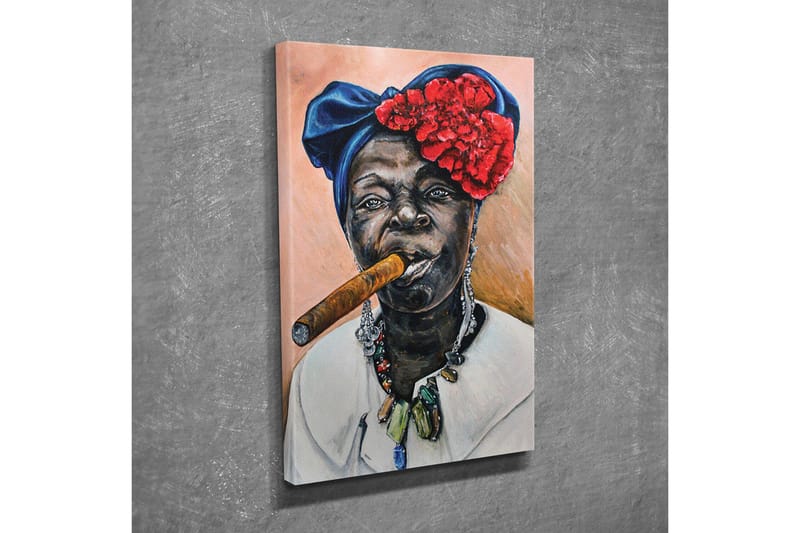 Canvastavla - Porträtt av en kvinna med cigarr och färgglad huvudbonad - Mörkblå / Röd / Hudton - Inredning - Tavlor & konst - Canvastavlor
