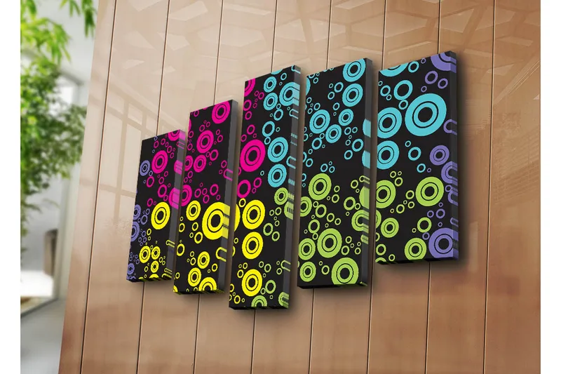 Stor Canvastavla i 5 delar 105x70 cm - Färgglada cirklar i olika storlekar mot en svart bakgrund - Rosa / Blå / Gul - Inredning - Tavlor & konst - Canvastavlor