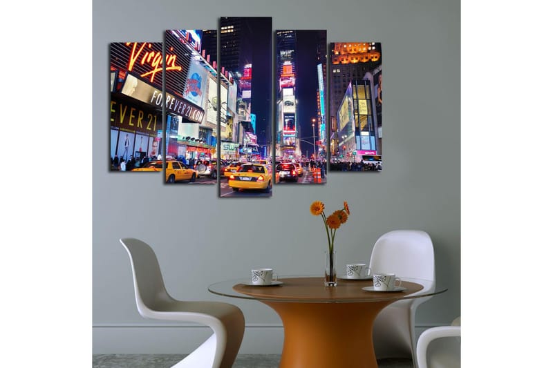 Stor Canvastavla i 5 delar 105x70 cm - Livlig stadsbild av Times Square med neonskyltar och trafik - Gult / Blått / Rött - Inredning - Tavlor & konst - Canvastavlor