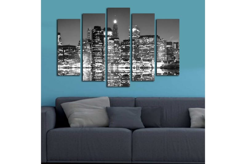 Stor Canvastavla i 5 delar 105x70 cm - Svartvit stadsbild med reflektioner i vattnet - Svart / Vitt / Grått - Inredning - Tavlor & konst - Canvastavlor