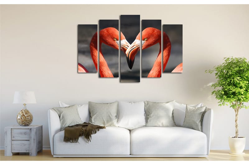 Stor Canvastavla i 5 delar 105x70 cm - Två flamingos som formar ett hjärta med sina näbbar - Röd / Svart - Inredning - Tavlor & konst - Canvastavlor