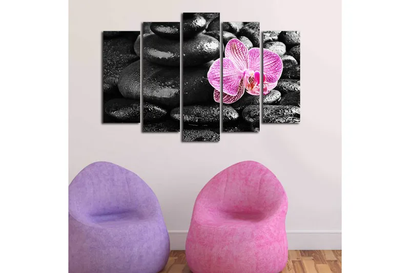 Stor Canvastavla i 5 delar 105x70 cm - Vacker orkidé som kontrasterar mot svarta stenar - Svart / Rosa - Inredning - Tavlor & konst - Canvastavlor