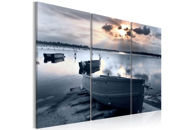 Tavla A small boat by a lake 90x60 - Artgeist sp. z o. o. - Inredning - Tavlor & konst - Canvastavlor