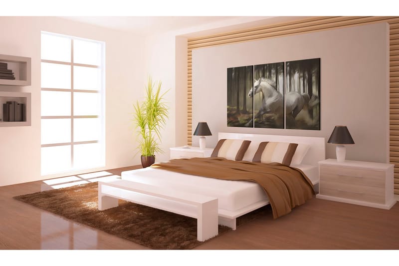 Tavla A white horse in the midst of the trees 90x60 - Artgeist sp. z o. o. - Inredning - Tavlor & konst - Canvastavlor