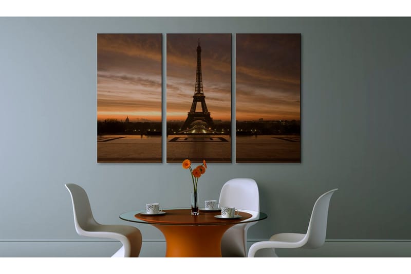 Tavla Eiffel Tower At Dusk 120x80 - Artgeist sp. z o. o. - Inredning - Tavlor & konst - Canvastavlor